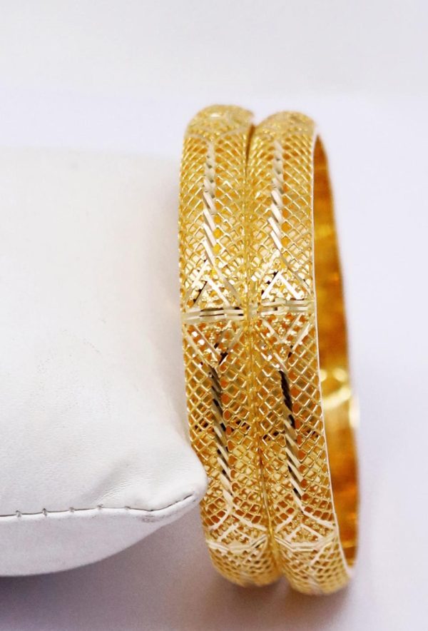Fancy Bangles | BIS 916 Purity